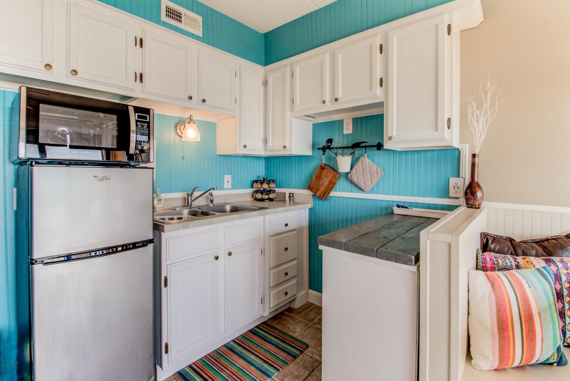 Oceanfront * Pool * Elevator * Boardwalk Apartment Carolina Beach Exterior photo