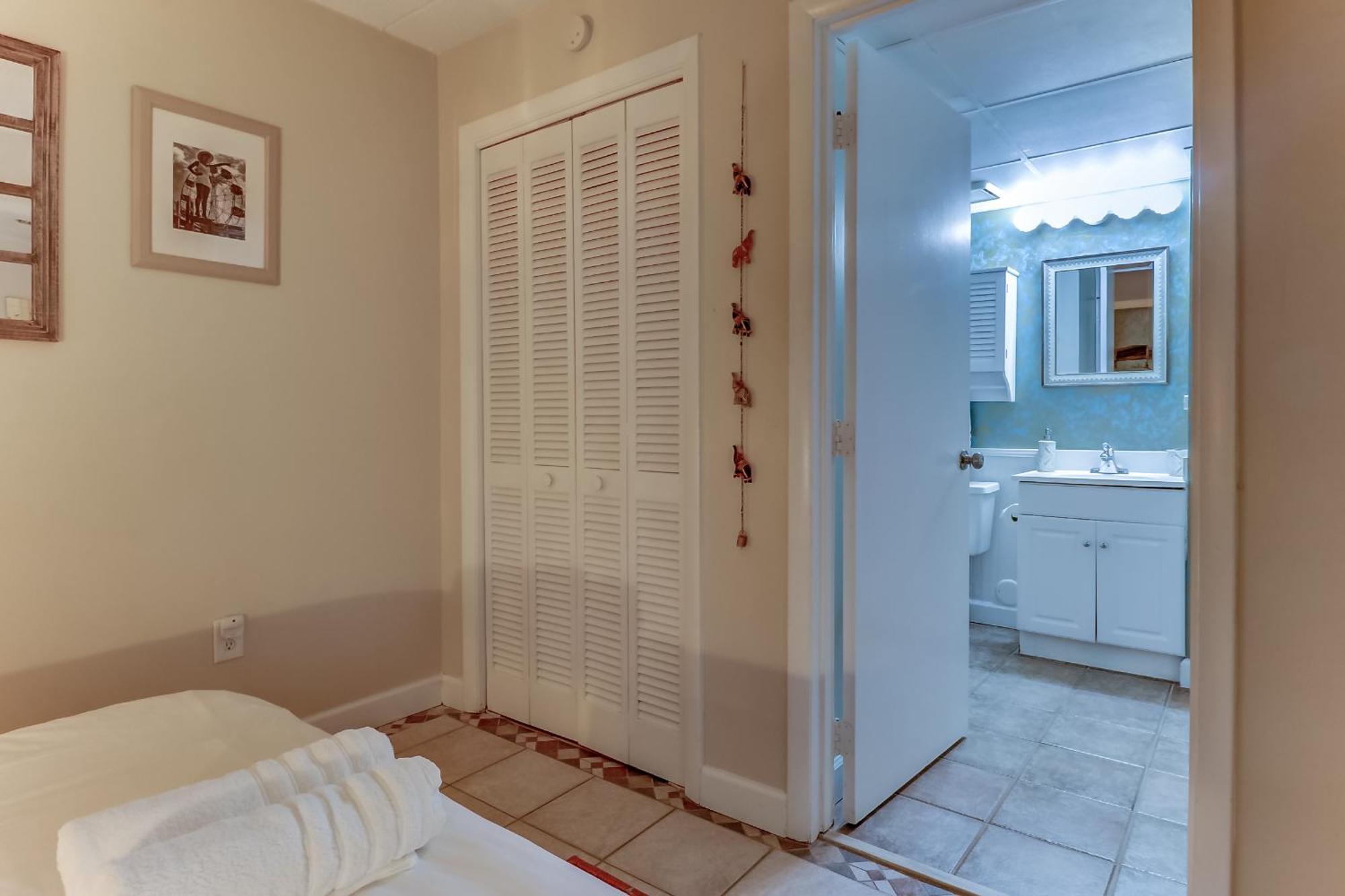 Oceanfront * Pool * Elevator * Boardwalk Apartment Carolina Beach Exterior photo