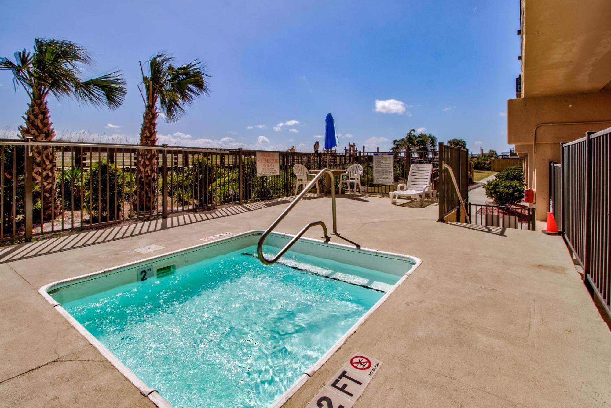 Oceanfront * Pool * Elevator * Boardwalk Apartment Carolina Beach Exterior photo
