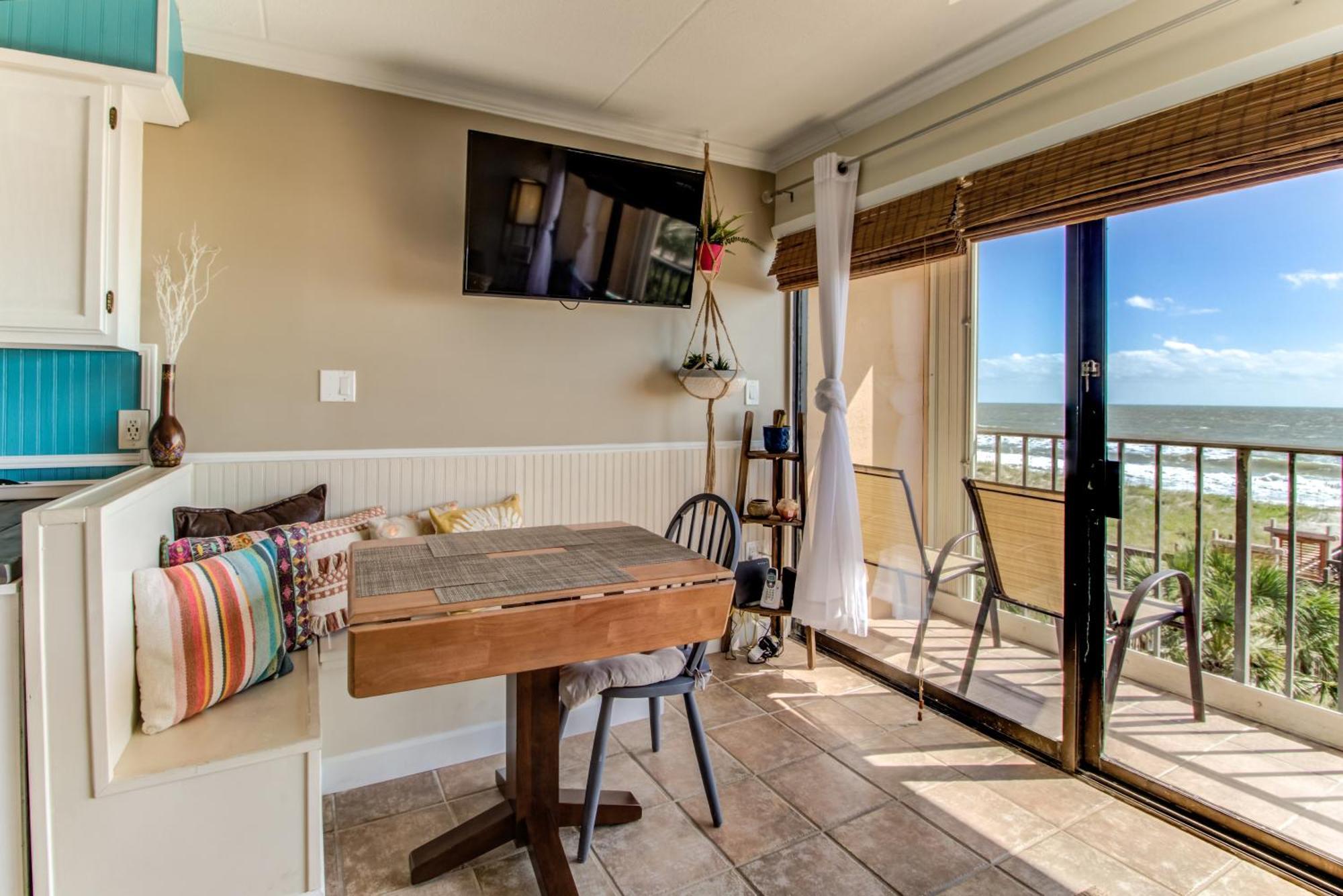 Oceanfront * Pool * Elevator * Boardwalk Apartment Carolina Beach Exterior photo